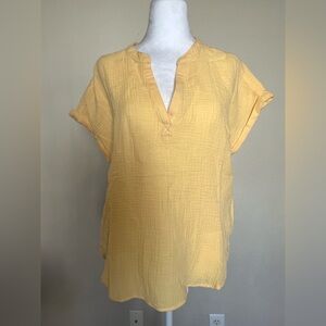 C&C California Soft Yellow Split V-Neck Short Sleeve Tunic